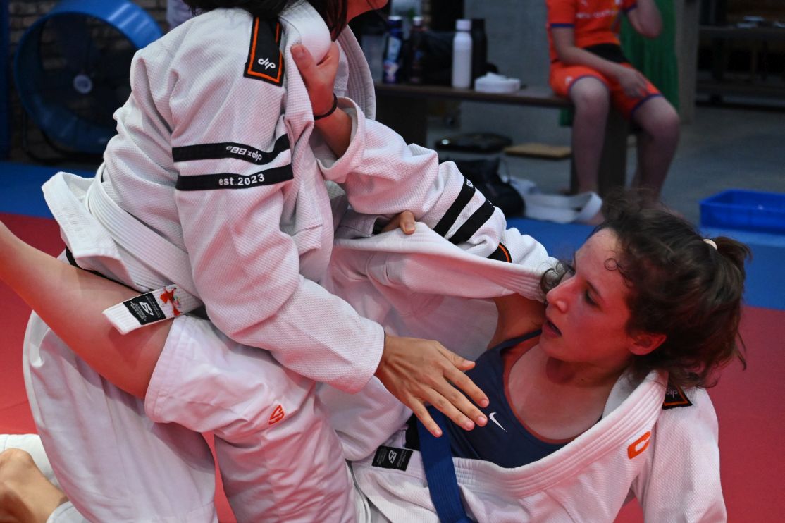 Executing a sweep on the tatami