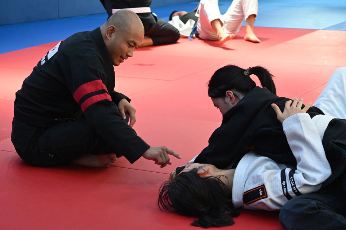 Drilling passing techniques